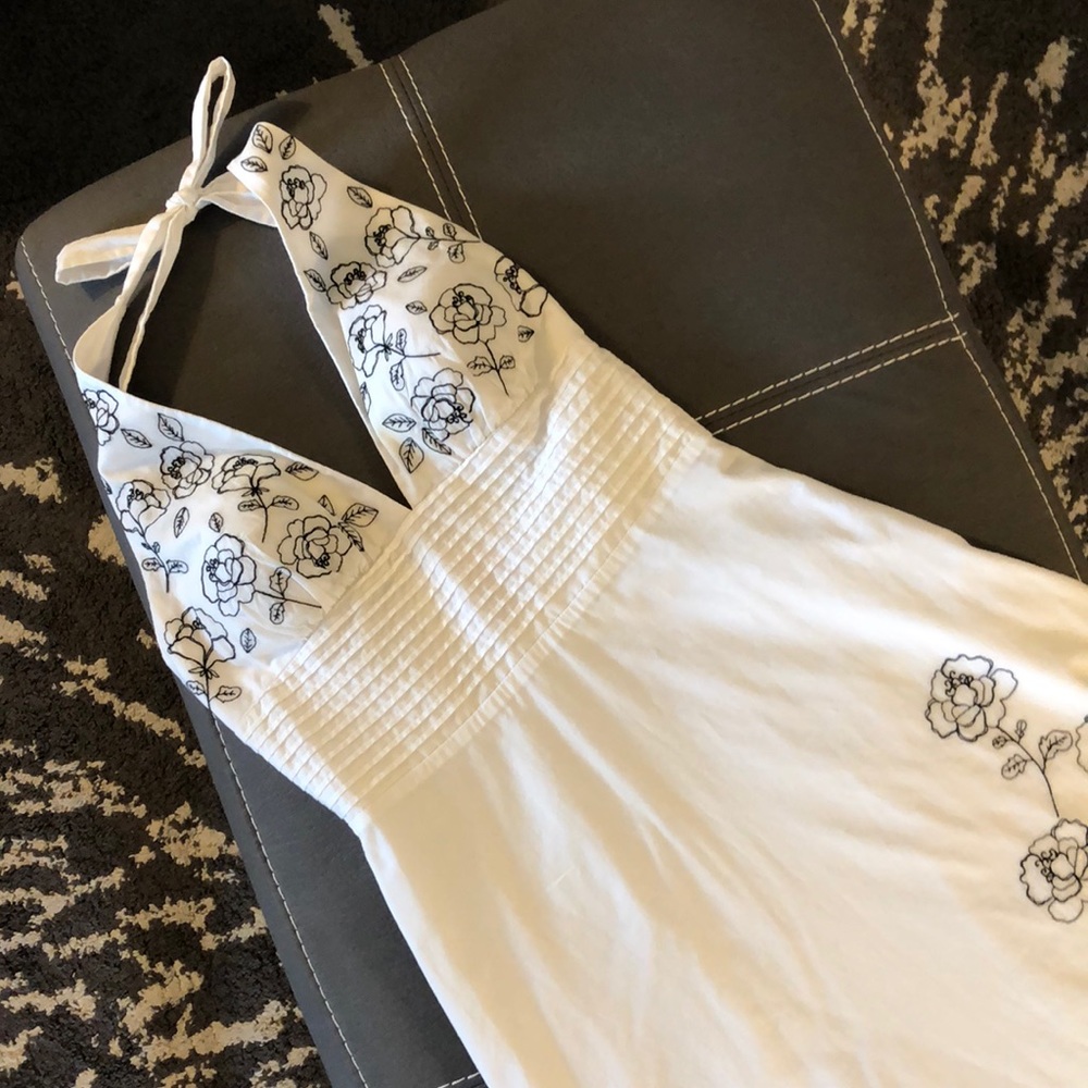 White House Black Market white and black dress